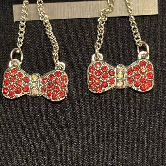 Red rhinestone bow earrings - Picture 4 of 5